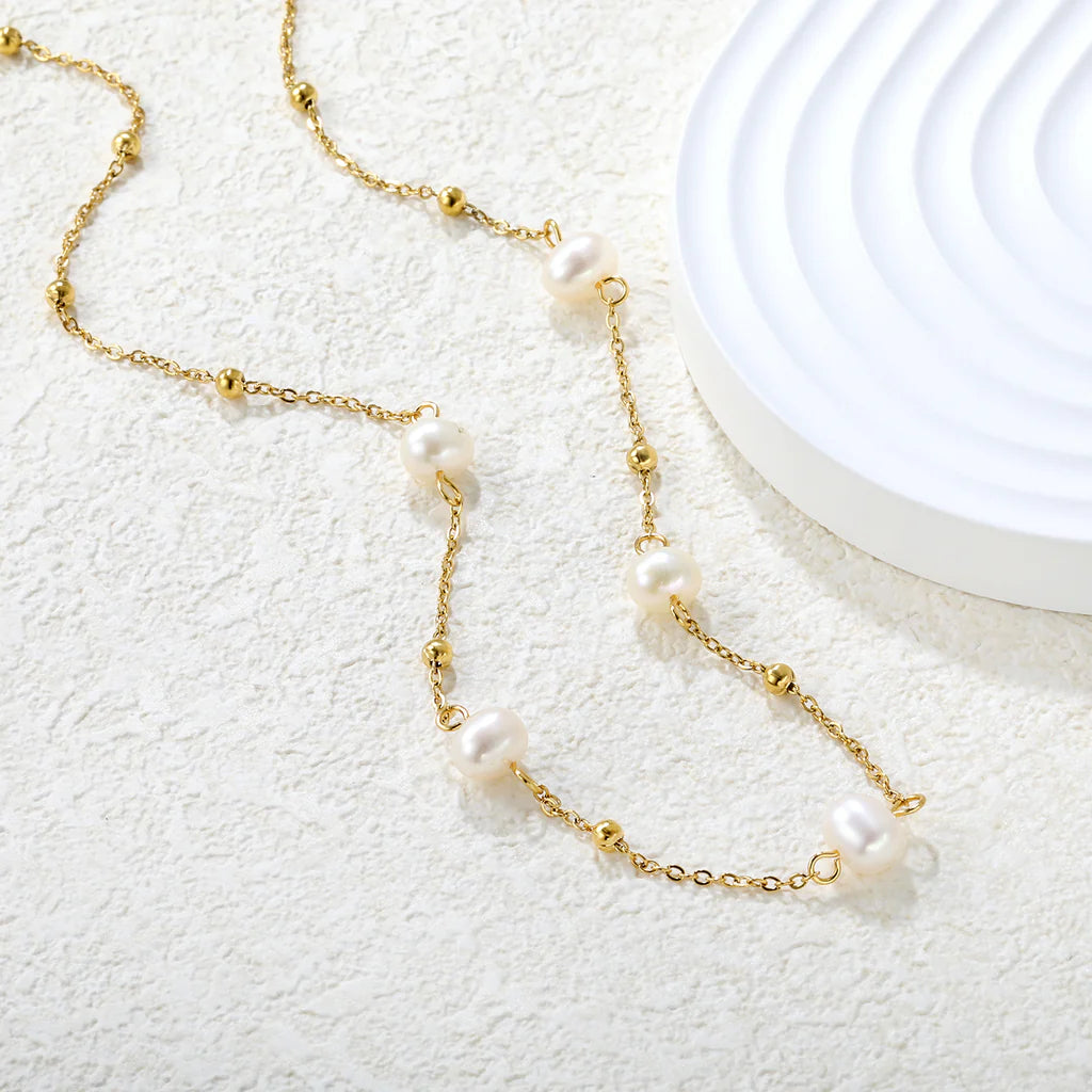 PERLGLANS Pozlátený náhrdelník so sladkovodnými perlami
