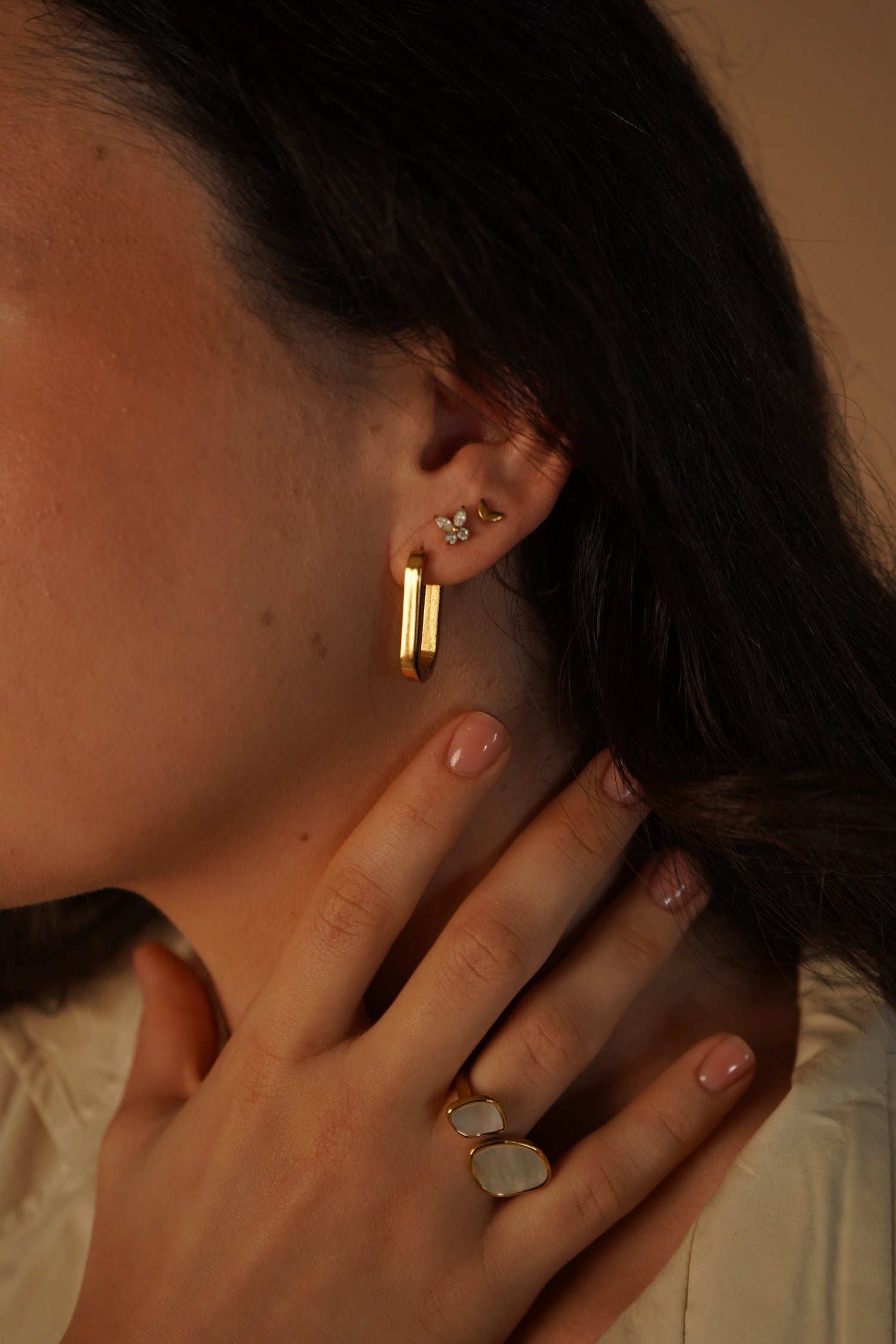 LYSFLYN Pozlátené piercingová náušnica do ucha so zirkónmi